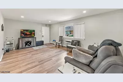 164 Diamond Bridge Ave #9, Hawthorne, NJ 07506 - Photo 24