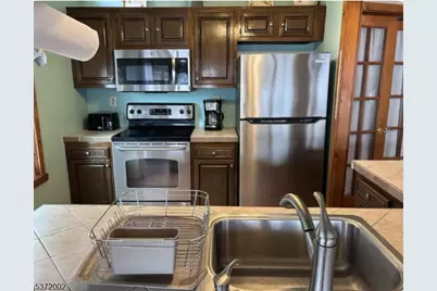 25 Meteor Trl, Byram Township, NJ 07821 - Photo 8