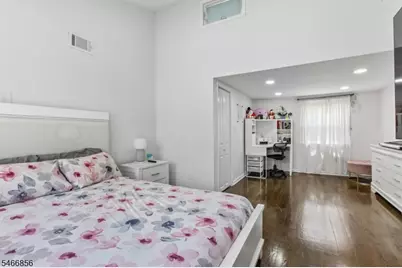 277 Orchard St, Rahway, NJ 07065 - Photo 20