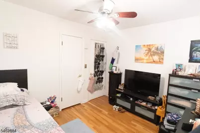 74 Raritan Rd, Linden, NJ 07036 - Photo 16