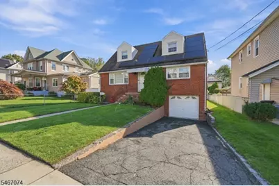91 Laurel St, Ridgefield, NJ 07660 - Photo 2