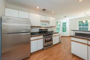 702 Buckland Ct, Denville, NJ 07834 - Photo 8