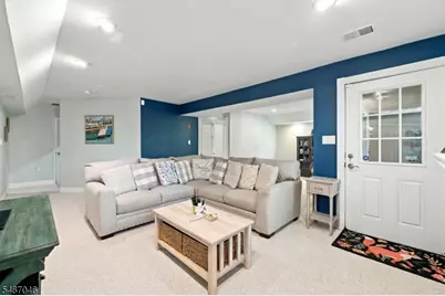 2 Rainier Ct, Allamuchy Township, NJ 07840 - Photo 32
