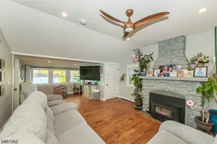105 Wildwood Rd, Jefferson Township, NJ 07438 - Photo 6