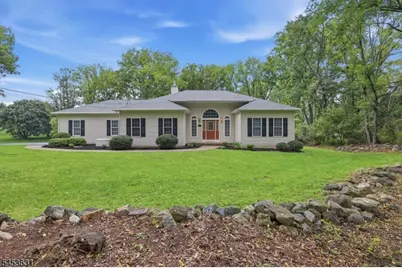 29 Tamarack Rd, White Township, NJ 07823 - Photo 1