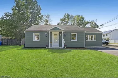 143 Snowhill St, Spotswood, NJ 08884 - Photo 2