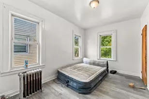 61 Rose Terrace, Newark, NJ 07108 - Photo 8