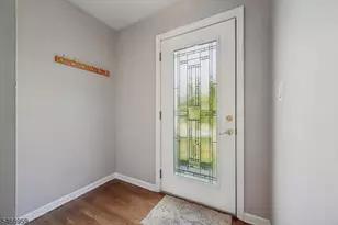 320 Garretson Rd, Bridgewater, NJ 08807 - Photo 4