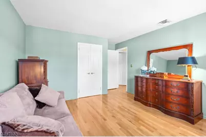 238 Saint Cloud Ave, West Orange Township, NJ 07052 - Photo 26
