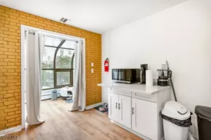 28 Florida St, Maplewood, NJ 07040 - Photo 12