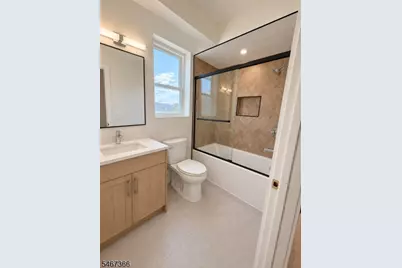 669 S 15th St #1, Newark, NJ 07103 - Photo 6