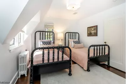 310 Highland Ave, Montclair, NJ 07043 - Photo 26