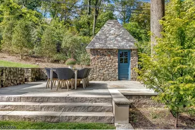 310 Highland Ave, Montclair, NJ 07043 - Photo 40