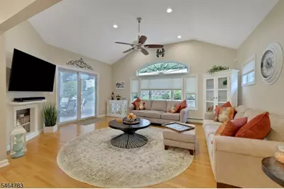 138 Barnert Ave, Totowa, NJ 07512 - Photo 10