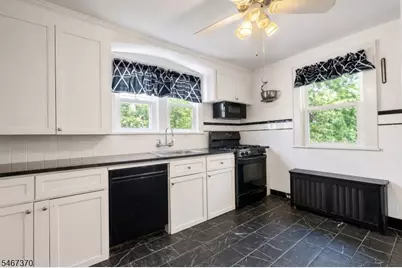 326 Rea Ave, Hawthorne, NJ 07506 - Photo 14