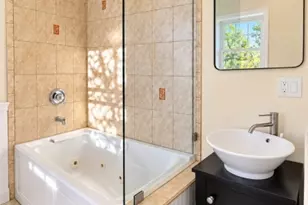 696 Clinton Ave, Newark, NJ 07108 - Photo 12