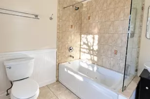 696 Clinton Ave, Newark, NJ 07108 - Photo 44