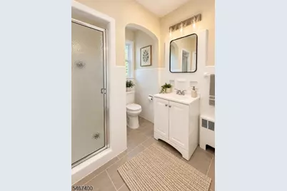 696 Clinton Ave #2, Newark, NJ 07108 - Photo 10