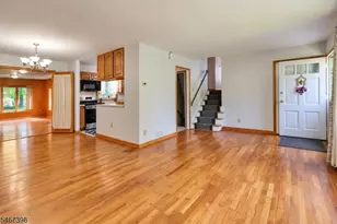 24 Countryside Dr, Livingston, NJ 07039 - Photo 2