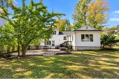 24 Countryside Dr, Livingston, NJ 07039 - Photo 14