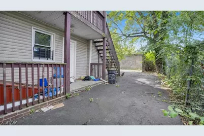 531 S 10th St, Newark, NJ 07103 - Photo 8