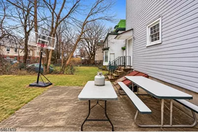 30 N 11th St, Newark, NJ 07107 - Photo 32