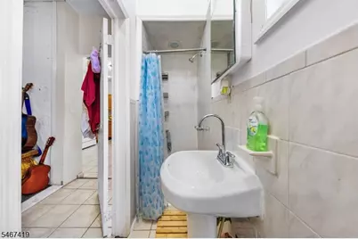 30 N 11th St, Newark, NJ 07107 - Photo 12