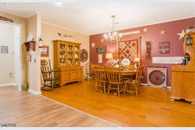 319 Regency Pl #319, Woodbridge Township, NJ 07095 - Photo 4