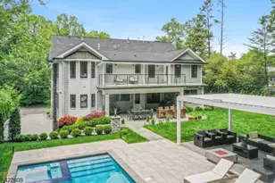 290 Long Hill Dr, Millburn, NJ 07078 - Photo 20