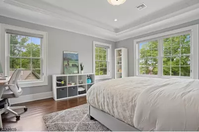 290 Long Hill Dr, Millburn, NJ 07078 - Photo 14