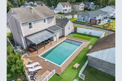 308 Pine St, Pompton Lakes, NJ 07442 - Photo 2