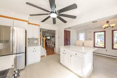 308 Pine St, Pompton Lakes, NJ 07442 - Photo 8