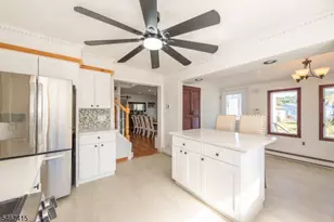 308 Pine St, Pompton Lakes, NJ 07442 - Photo 8