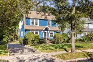 22 Euclid Pl, Montclair, NJ 07042 - Photo 2