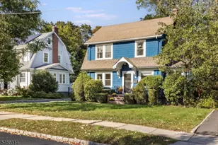22 Euclid Pl, Montclair, NJ 07042 - Photo 4
