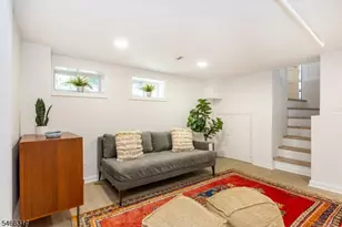 22 Euclid Pl, Montclair, NJ 07042 - Photo 38