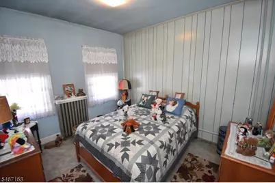 110 Lewis St, Phillipsburg, NJ 08865 - Photo 12