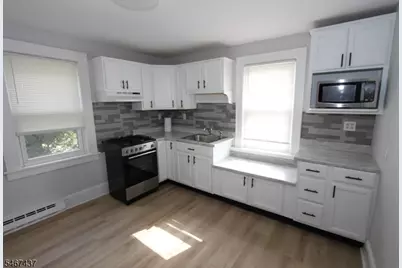 22 Braen Ave, Hawthorne, NJ 07506 - Photo 8