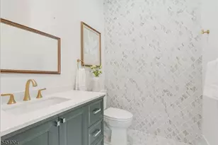 7 Sunset Dr, Millburn, NJ 07041 - Photo 12