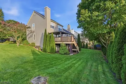 17 Windsor Ln, Lopatcong Township, NJ 08865 - Photo 34