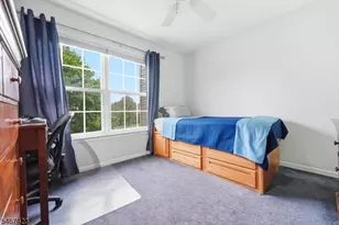 17 Windsor Ln, Lopatcong Township, NJ 08865 - Photo 20
