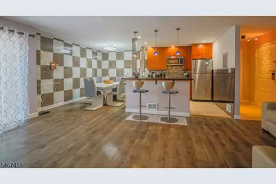 1150-1190 W St George C31C0 #31, Linden, NJ 07036 - Photo 4