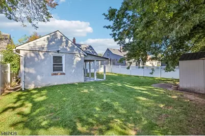 239 Bradford Ave, Linden, NJ 07036 - Photo 36