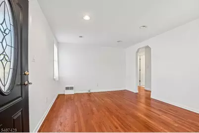 239 Bradford Ave, Linden, NJ 07036 - Photo 6