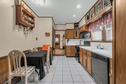 416 Roosevelt St, Roselle Park, NJ 07204 - Photo 10