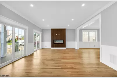 204 Hoover Pl, Union Township, NJ 07083 - Photo 6