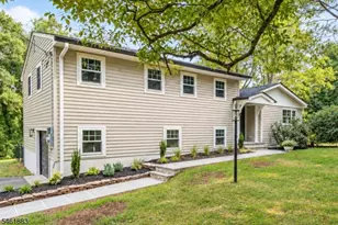 157 Circle Dr, Long Hill Township, NJ 07946 - Photo 2
