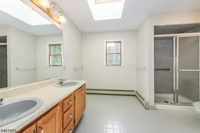 4 Stratford Dr, Randolph Township, NJ 07869 - Photo 32