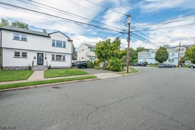5 Underhill Ct, Nutley, NJ 07110 - Photo 2