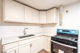 445 Summer St, Paterson, NJ 07501 - Photo 4